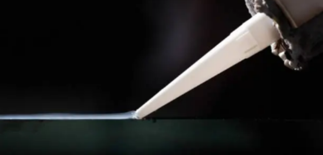 What is the difference between silicone sealant and acrylic sealant?